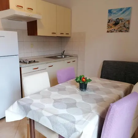 Apartment Casa Lidija *