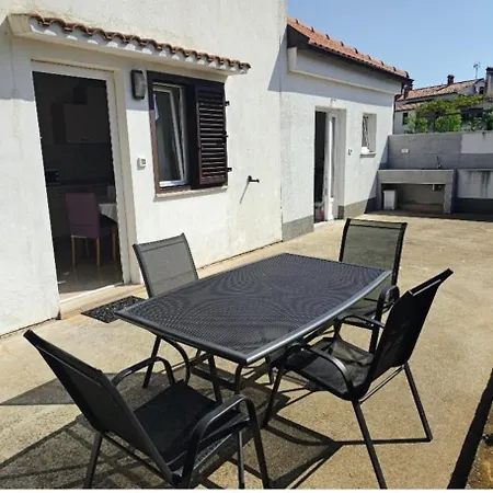 Διαμέρισμα Casa Lidija *