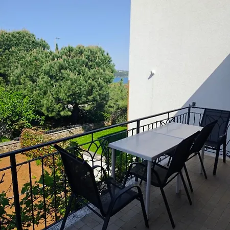 아파트 Casa Lidija 로비니